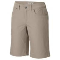Women's active outdoor shorts and capris for camping, hiking and travel.  Quick dry, cargo, rugged.  The North Face, Patagonia, Mountain Hardwear.