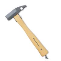 Built for big wall climbing, this traditional hammer is great for pounding pitons.