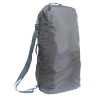 Turn your backpack into a duffel bag for ease of travel through airports and cities.