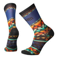 Designed to help you express your wild side with Curateded patterns and premium Merino wool comfort that won't quit.