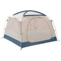 The Space Camp 4 four-person, three-season tent offers out-of-this-world comfort for families through generous height and comfort.